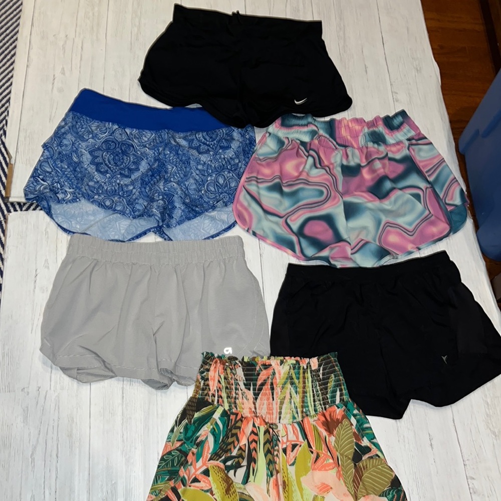 Lot of medium athletic shorts NIKE JOY LAB GAP OLD NAVY AERIE RUNNING bottoms